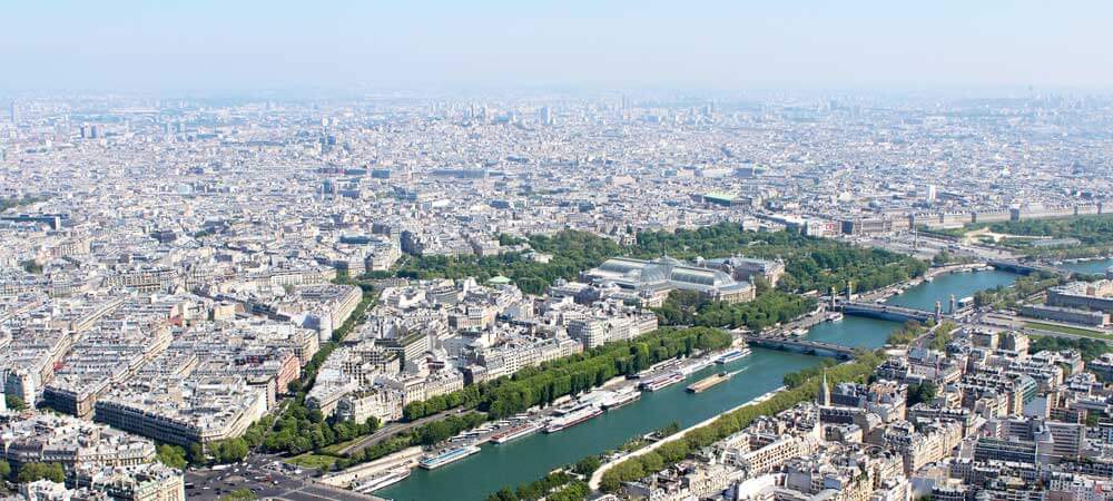 Luxury Hotels in Paris that boast excellent views, Michelin starred restaurants, spas + more.