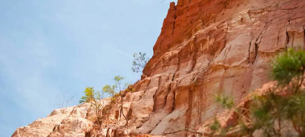 Closeup of rocky cliffs in Providence Canyon State Park in Georgia.