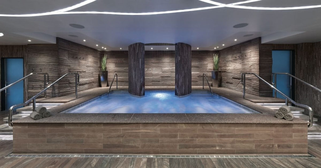 Photo of an empty spa pool at The Cosmopolitan's Sahra Spa & Hammam.