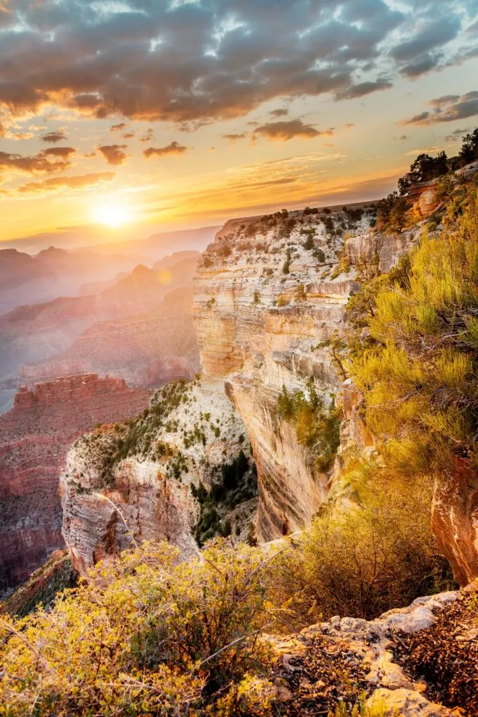 Photo of Hopi Point at the Grand Canyon during sunset.